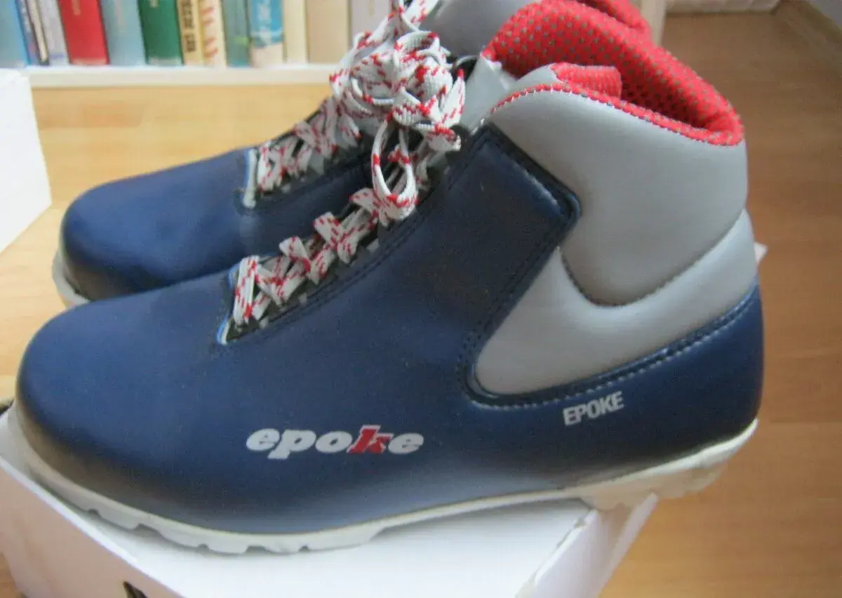 Běžkové zateplené boty EPOKE vel.44, stélka 28cm, NNN