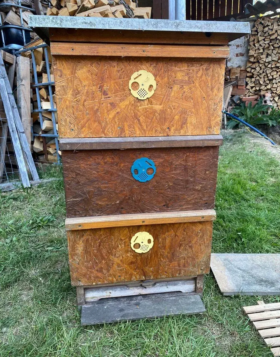 Úl s izolaci 39x24. 6 kusů