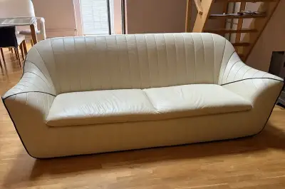 Kožená sedačka