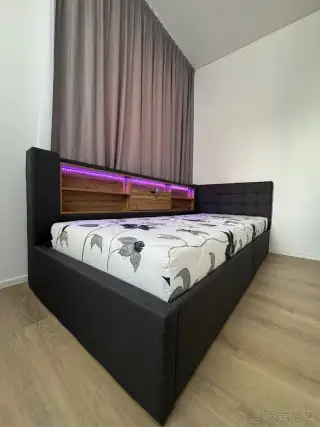 Lůžko Merax 90 x 200 cm s LED osvětlením