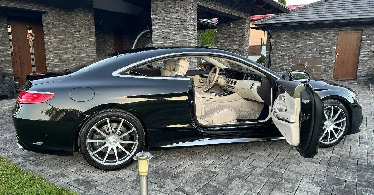 Mercedes-Benz S – 2015, 120 000 km