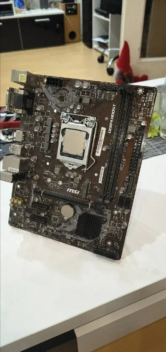 Deska s CPU MSI H310M PRO‑M2 + Intel Core i5‑8400
