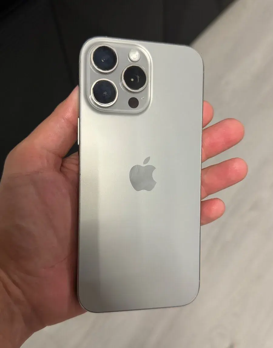 Apple iPhone 16 pro Max