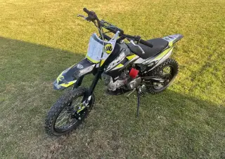 Stomp Z3-140