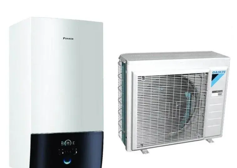 NOVÉ Tepelné čerpadlo Daikin 8 kW. Altherma 3 ERGA08EVH7+EHB