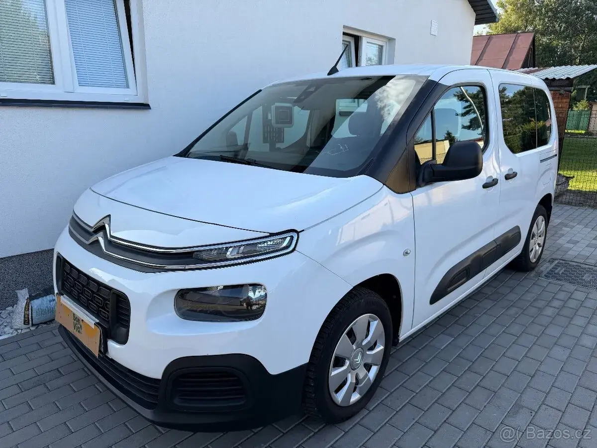 Berlingo 1,5 HDI, 5 míst, koupeno nové v ČR