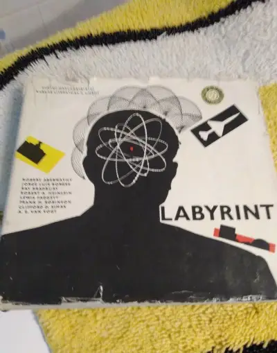 Labyrint - Sci-Fi povídky, vydáno 1962
