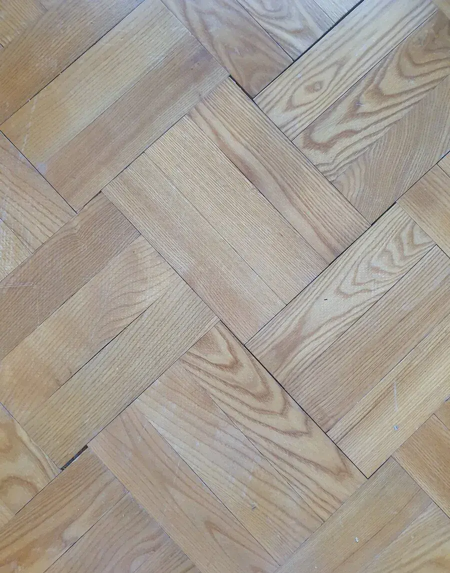 Dřevěné parkety 36 m2 - čisté bez asfaltu, bez suků