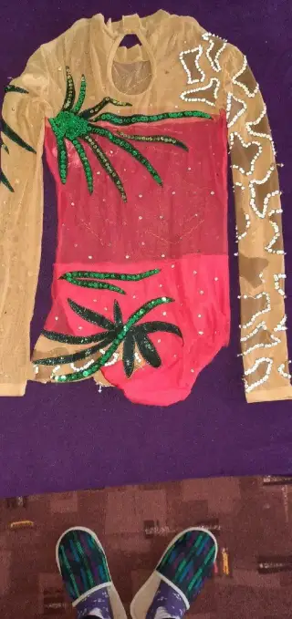 Dámský gymnastický dres