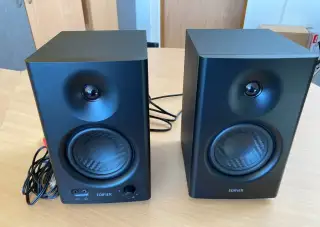 Reproduktory EDIFIER MR4