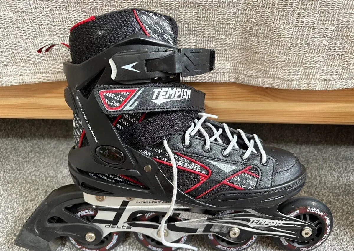 Kolečkové brusle Tempish Delta Black (vel. 39)