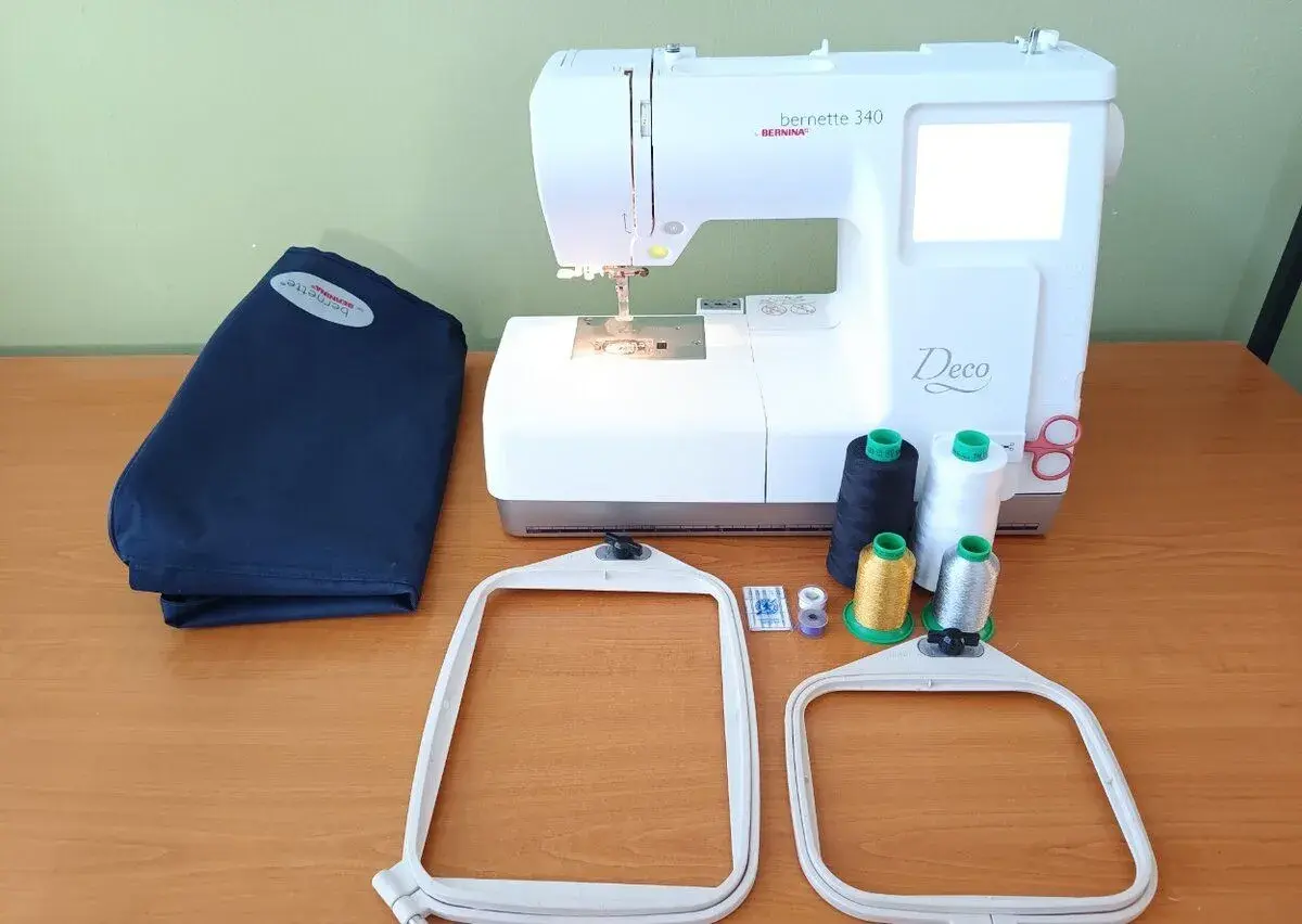 Vyšívací stroj Bernette Deco 340 (BERNINA)