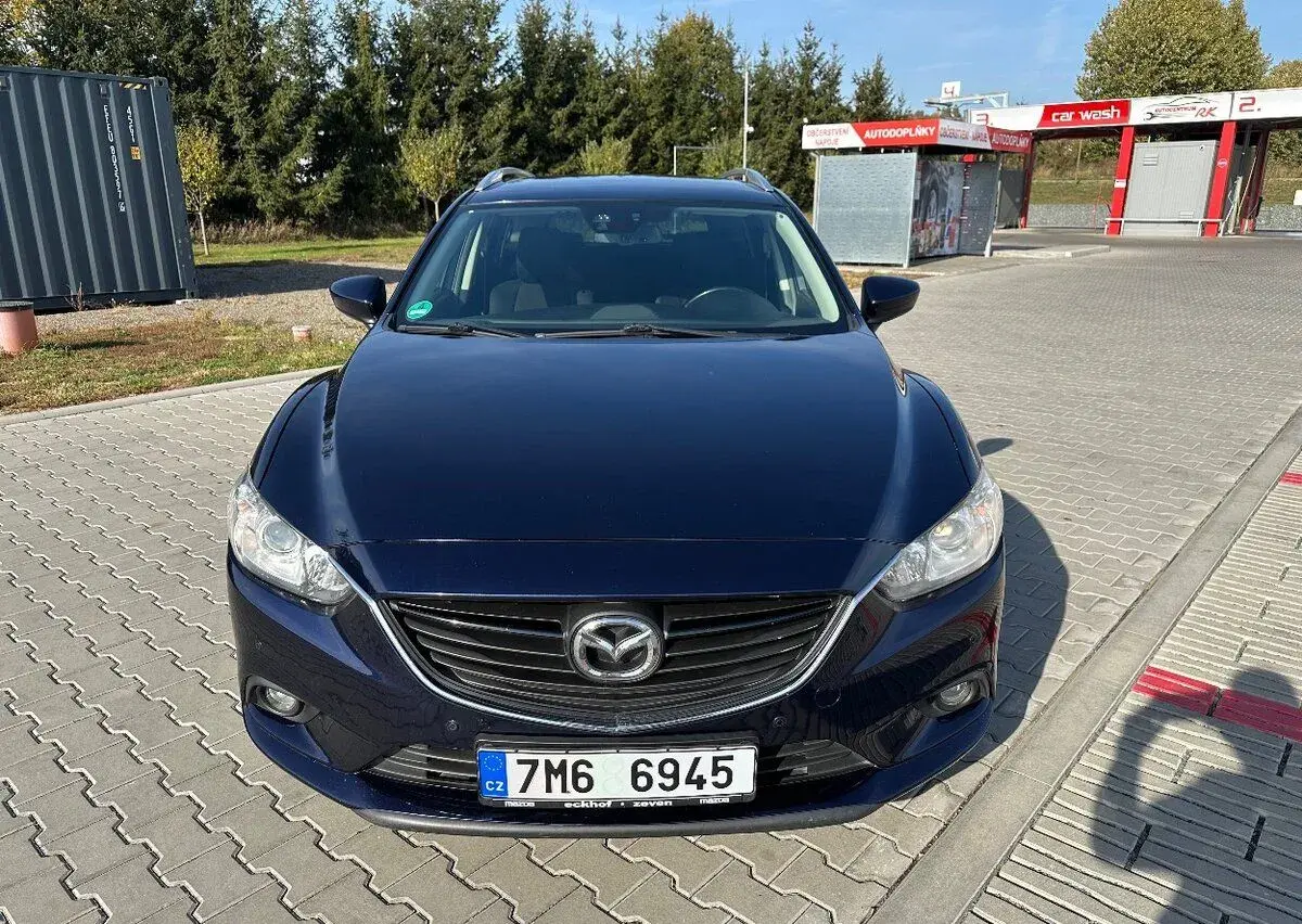 Mazda – 238 000 km