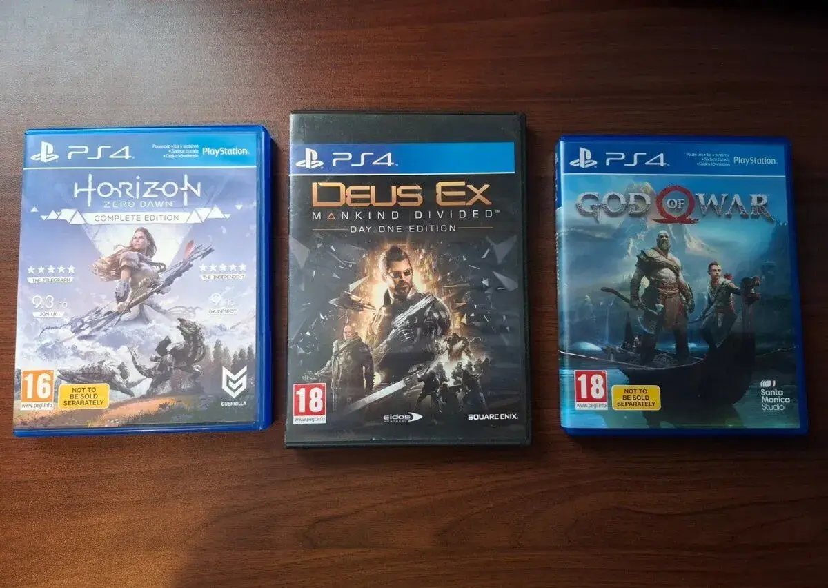 Balíček 3 PS4 her - God of War, Horizon Zero Dawn, Deus Ex