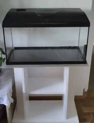 Akvárium, akvárko 60 litrů, stolek, filtr, dekorace