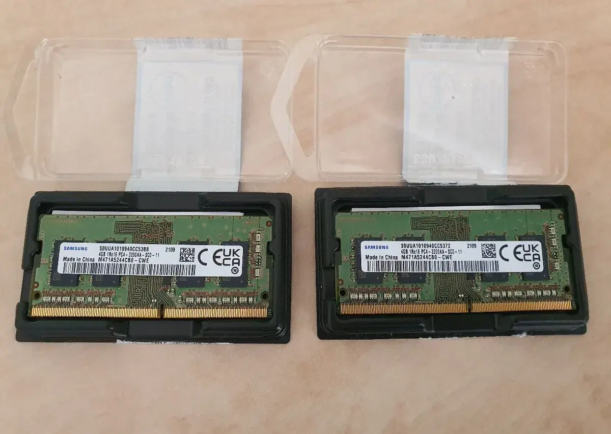 Paměti do notebooku Samsung 2x4GB DDR4 SODIMM PC4-3200Mhz