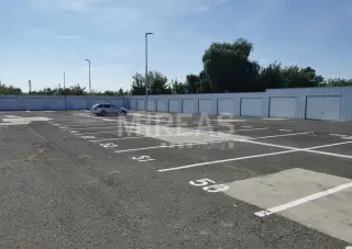Milovice - pronájem parkovacího stání 15 m2, okr. Nymburk