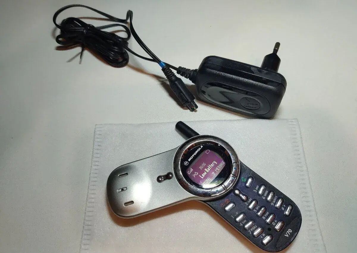 Motorola V70, plně funkční