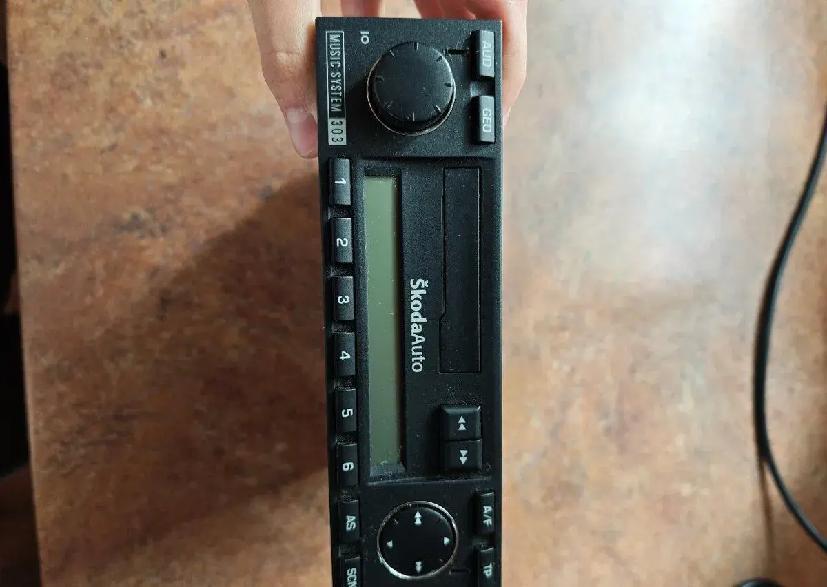 Originální autorádio Škoda Music System 303 (Octavia, Fabia)