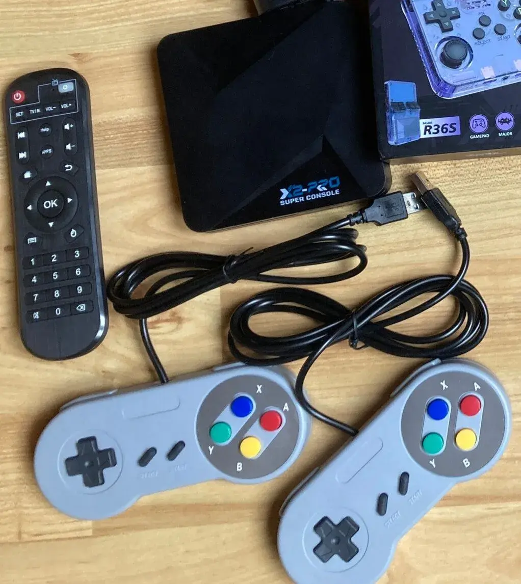 Retro herní set č. 3: Kinhank Super Console X2 Pro (64GB)