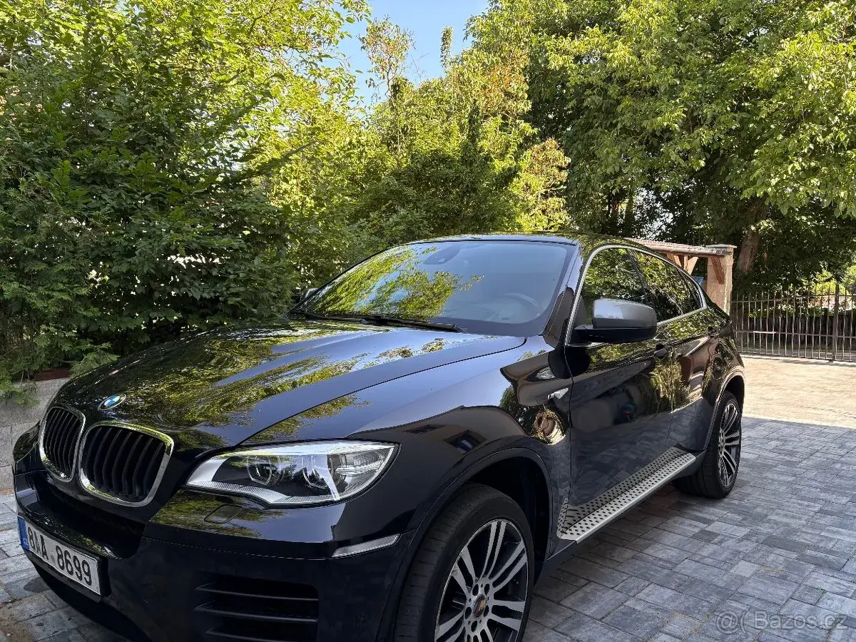 BMW X6 – 2012, 233 000 km