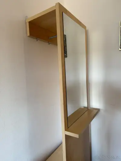 Předsíňová stěna