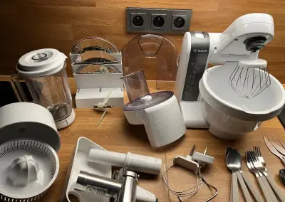 Mixer, robot Bosch+ zdarma darek