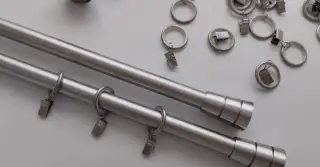 TYČOVÁ GARNYŽ MATNÉ STŘÍBRO - SATIN 19mm/280cm