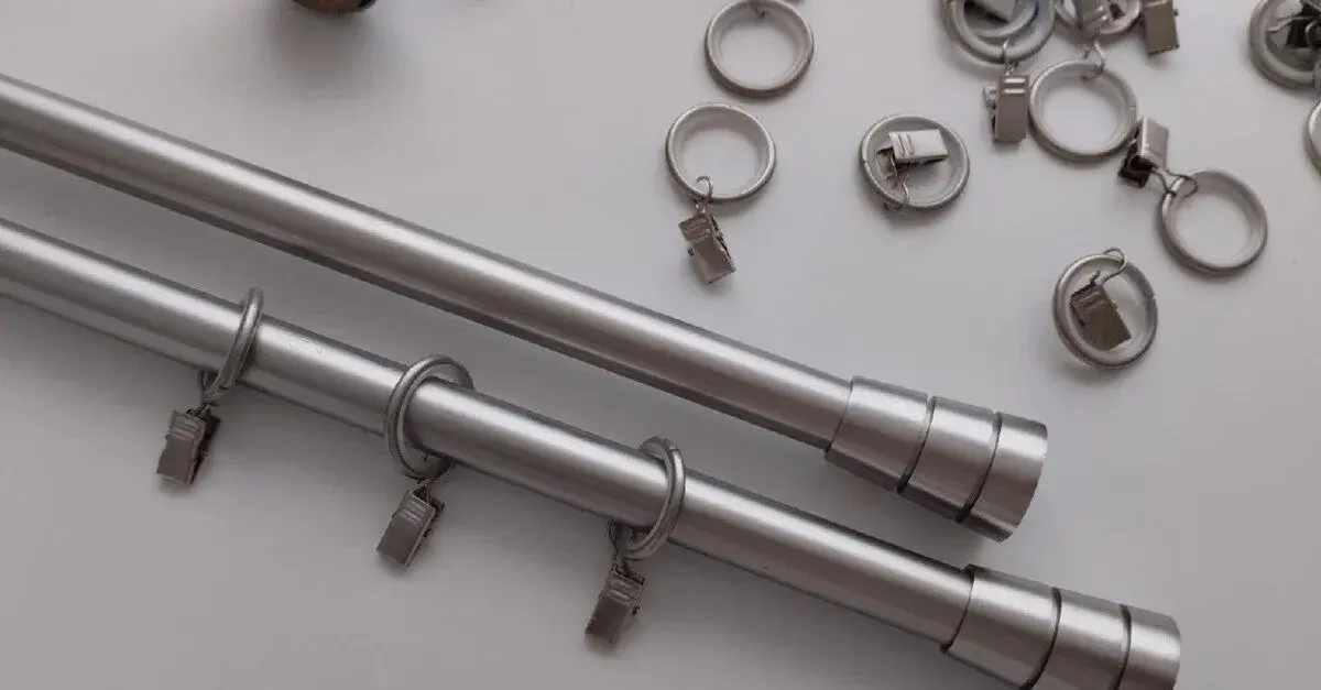 TYČOVÁ GARNYŽ MATNÉ STŘÍBRO - SATIN 19mm/280cm