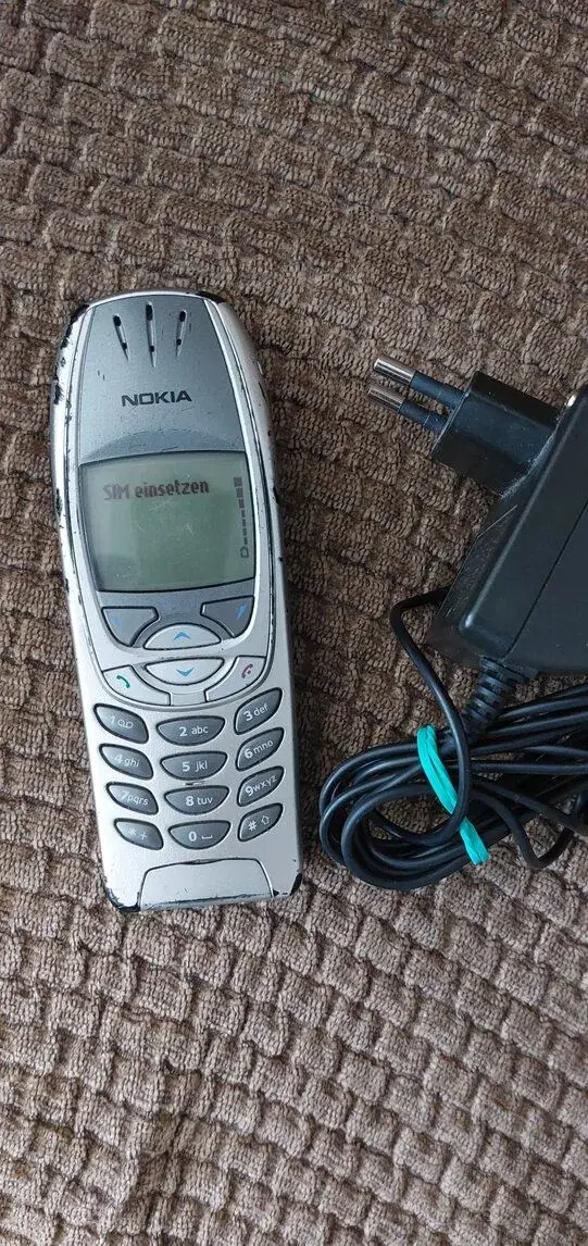 Nokia 6310i Silver s nabíječkou