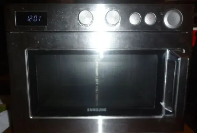 Profesionální mikrovlnná trouba SAMSUNG MJ26A6051AT