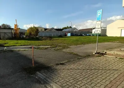 Pronájem komerční plochy 1700 m2, Pelhřimov