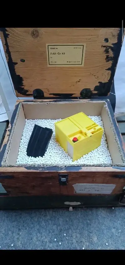 Airsoft elektrická plnička zásobníkú