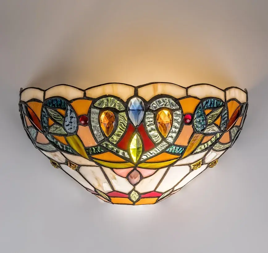 Nová nástěnná lampa Tiffany Trinagi (LumiLamp) – 23×13×43 cm