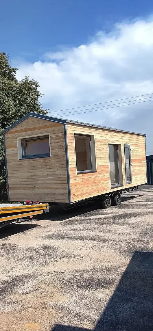Tiny house- home office- 8 x 3, s koupelnou