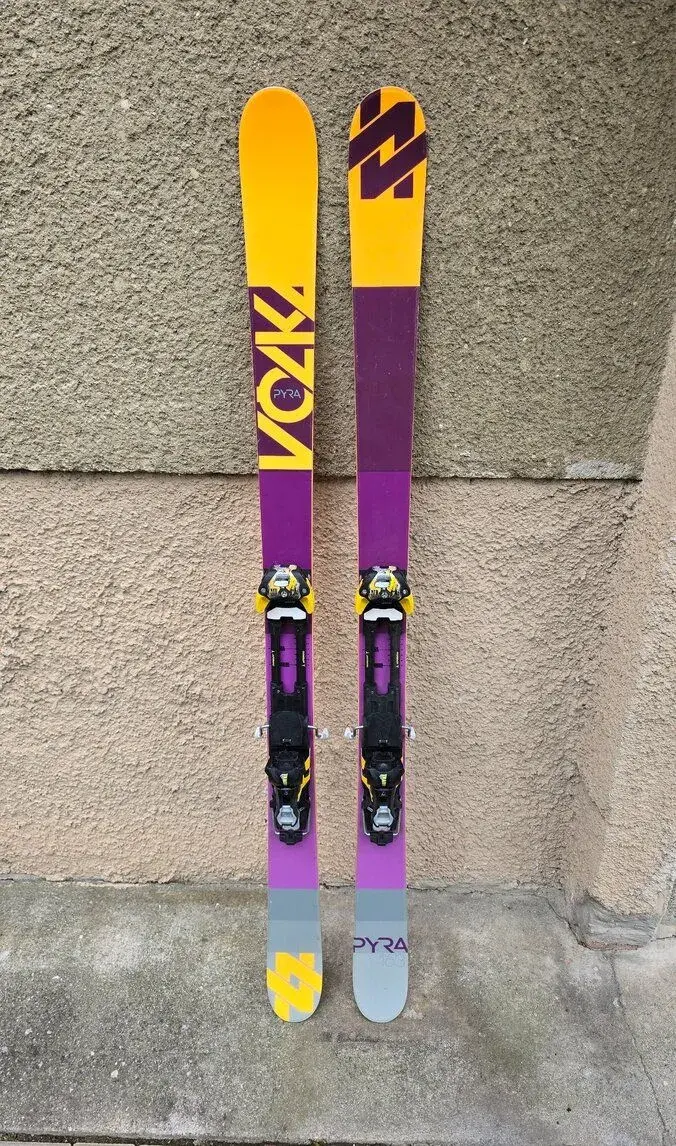 Völkl Pyra 163 – skialp Atomic Tracker 16 + pásy G3