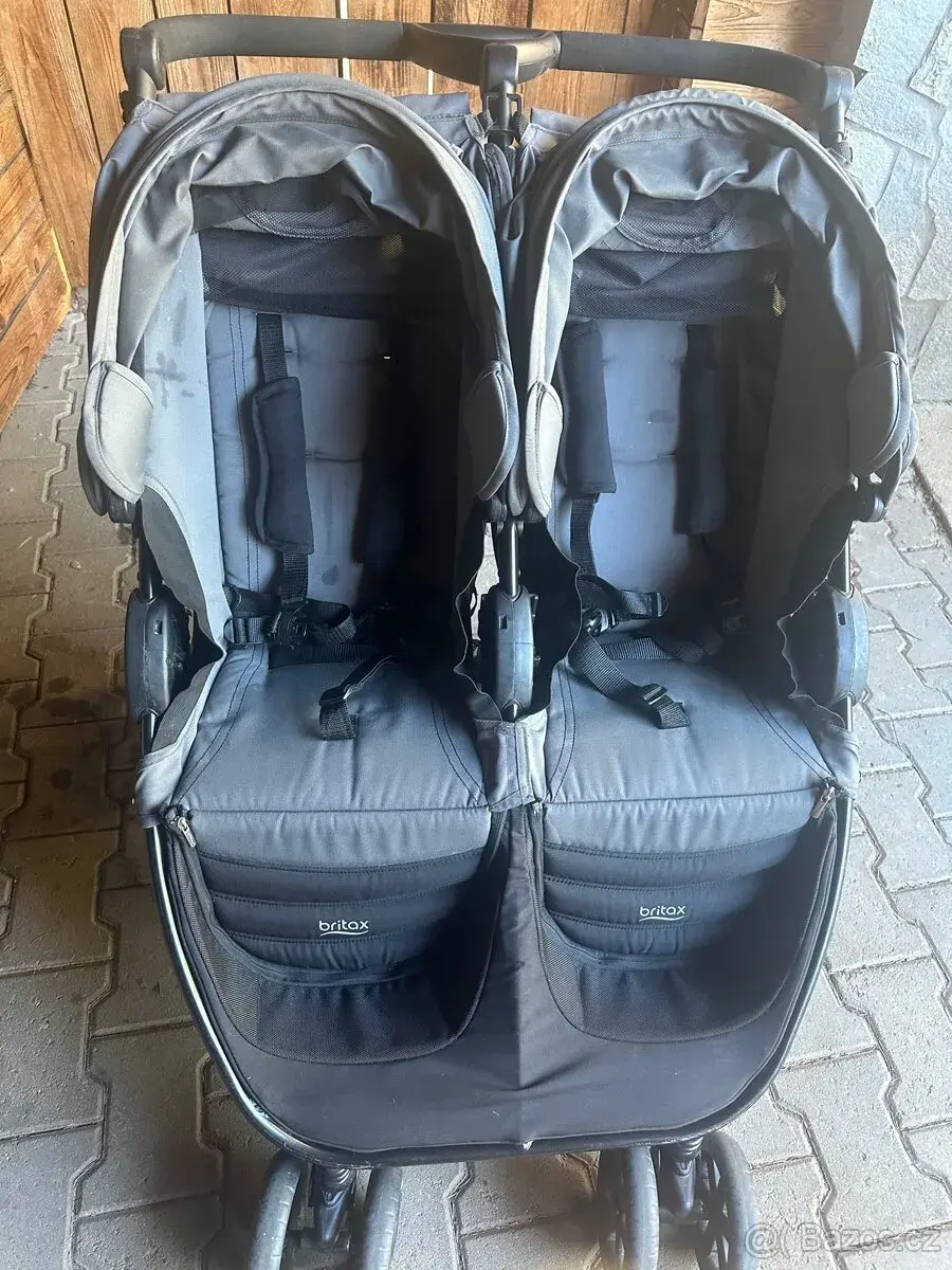 Kočárek Britax pro dvojčata