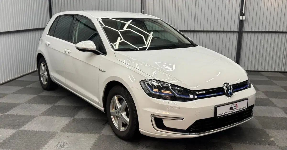 E-GOLF