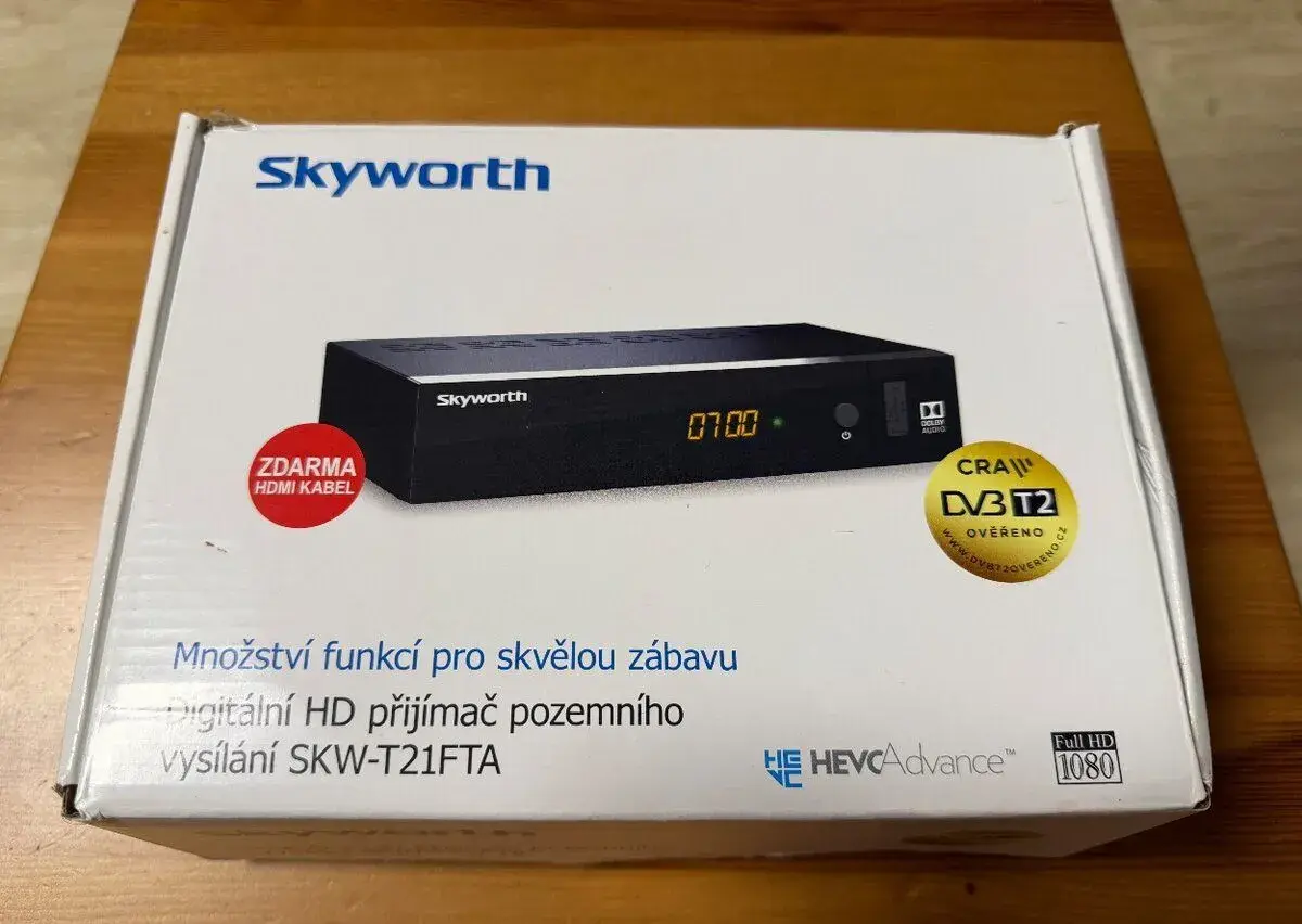 digitální HD přijímač DVB-T2 Skyworth SKW-T21FTA