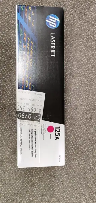 HP cartridge CB543A