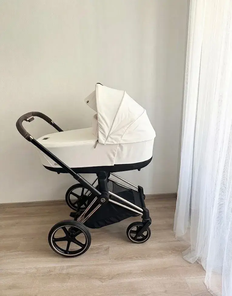 Cybex Priam - trojkombinace vč. Isofix