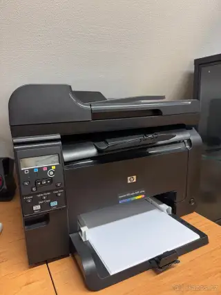 HP Laser Jet 100 color MFP m175a
