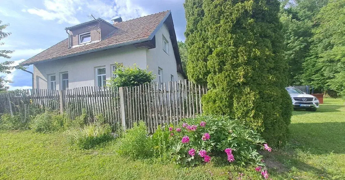 Prodej bytu 3+kk 70 m² Holice - Kamenec