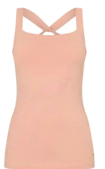 Nový sportovní top Puma