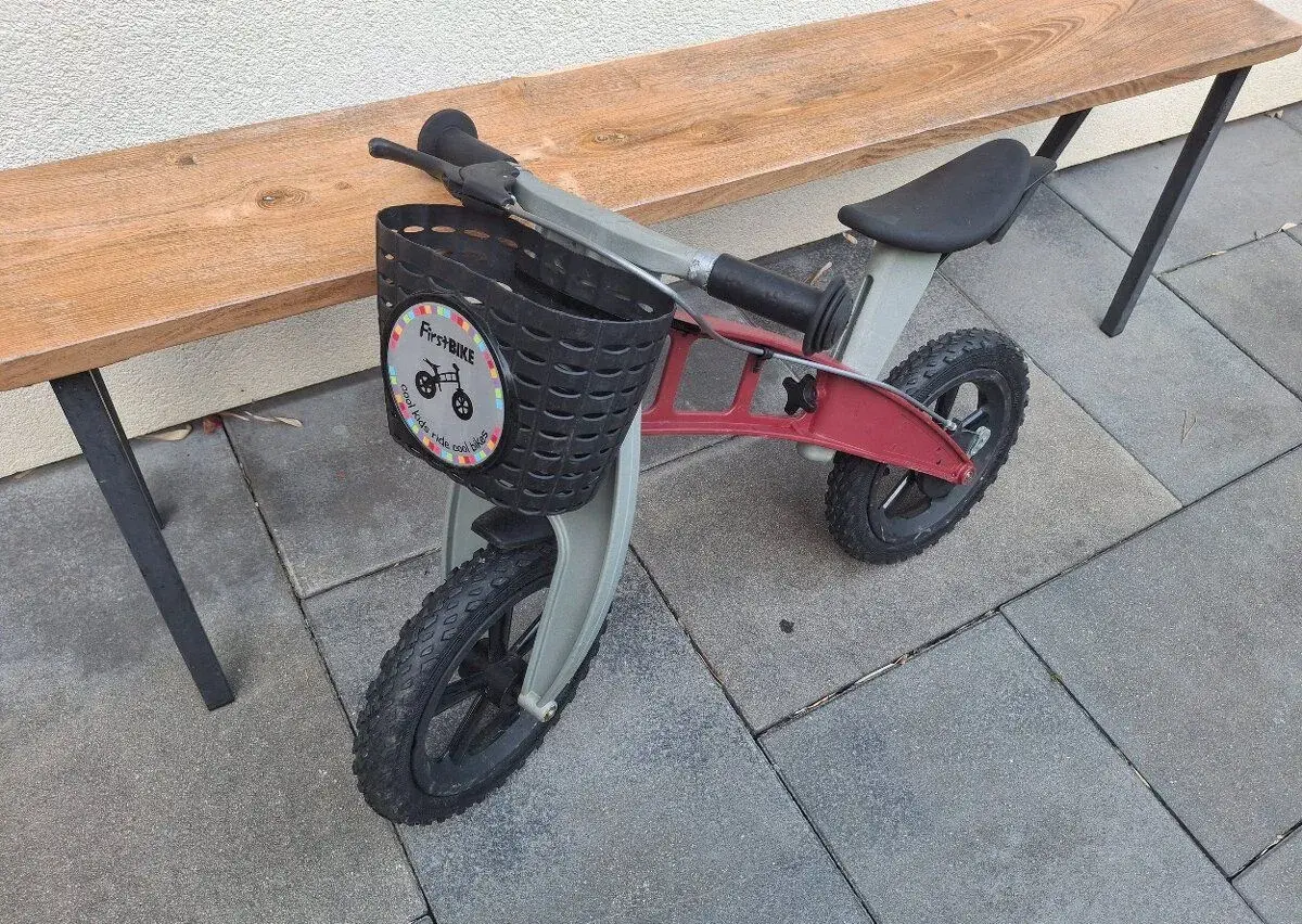 Odrážedlo First bike