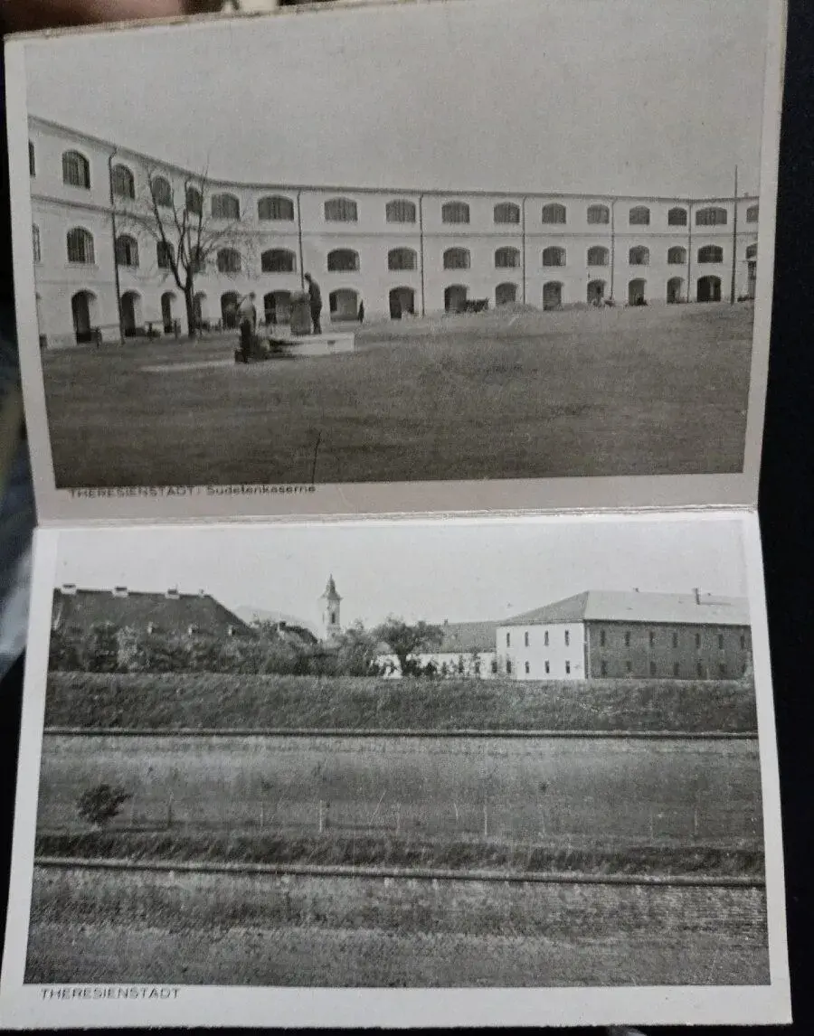 Sběratelské leporelo pohlednic TEREZÍN (Theresienstadt)