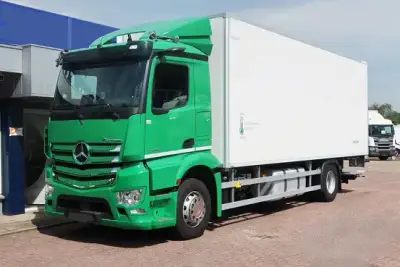 Mercedes-Benz Actros – 2023, 271 000 km