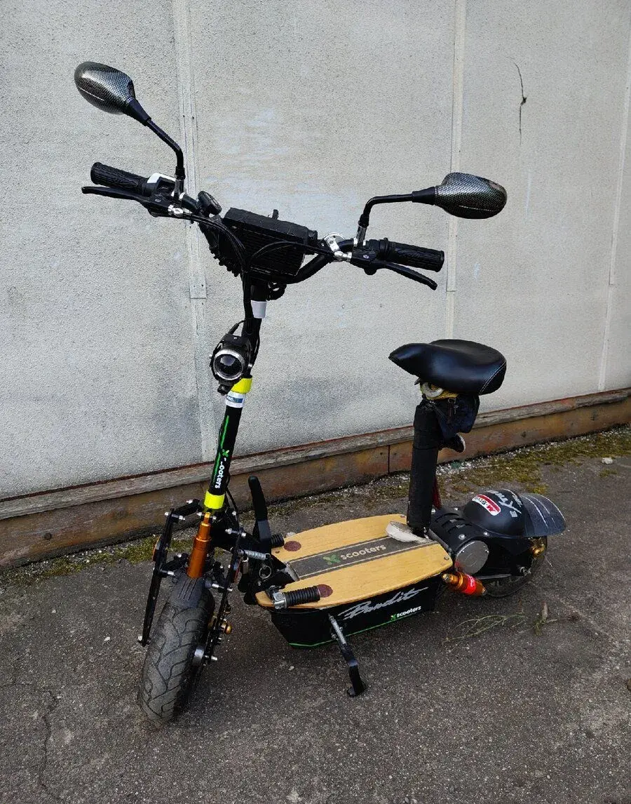 Elektrokoloběžka X-SCOOTERS XT03 48V
