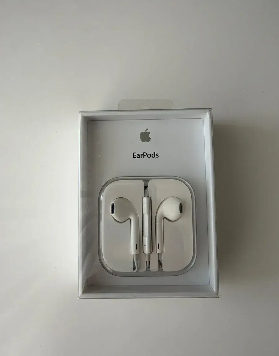Originální drátová sluchátka Apple EarPods (3.5mm jack)