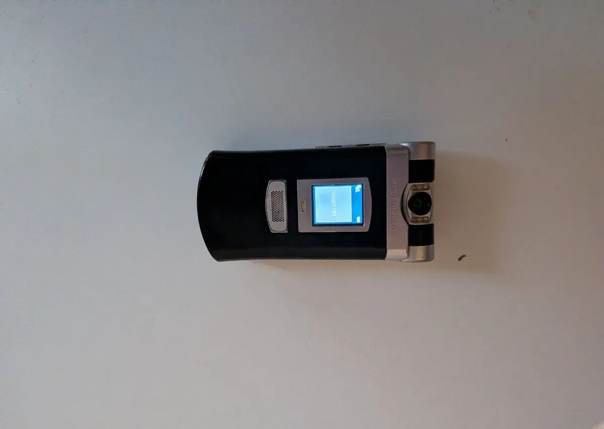 Sony-Ericsson V800